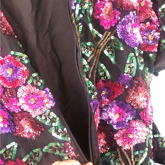 Laurence Kazar Black and Purple Floral Sequin Blouse - Picture 4 of 6